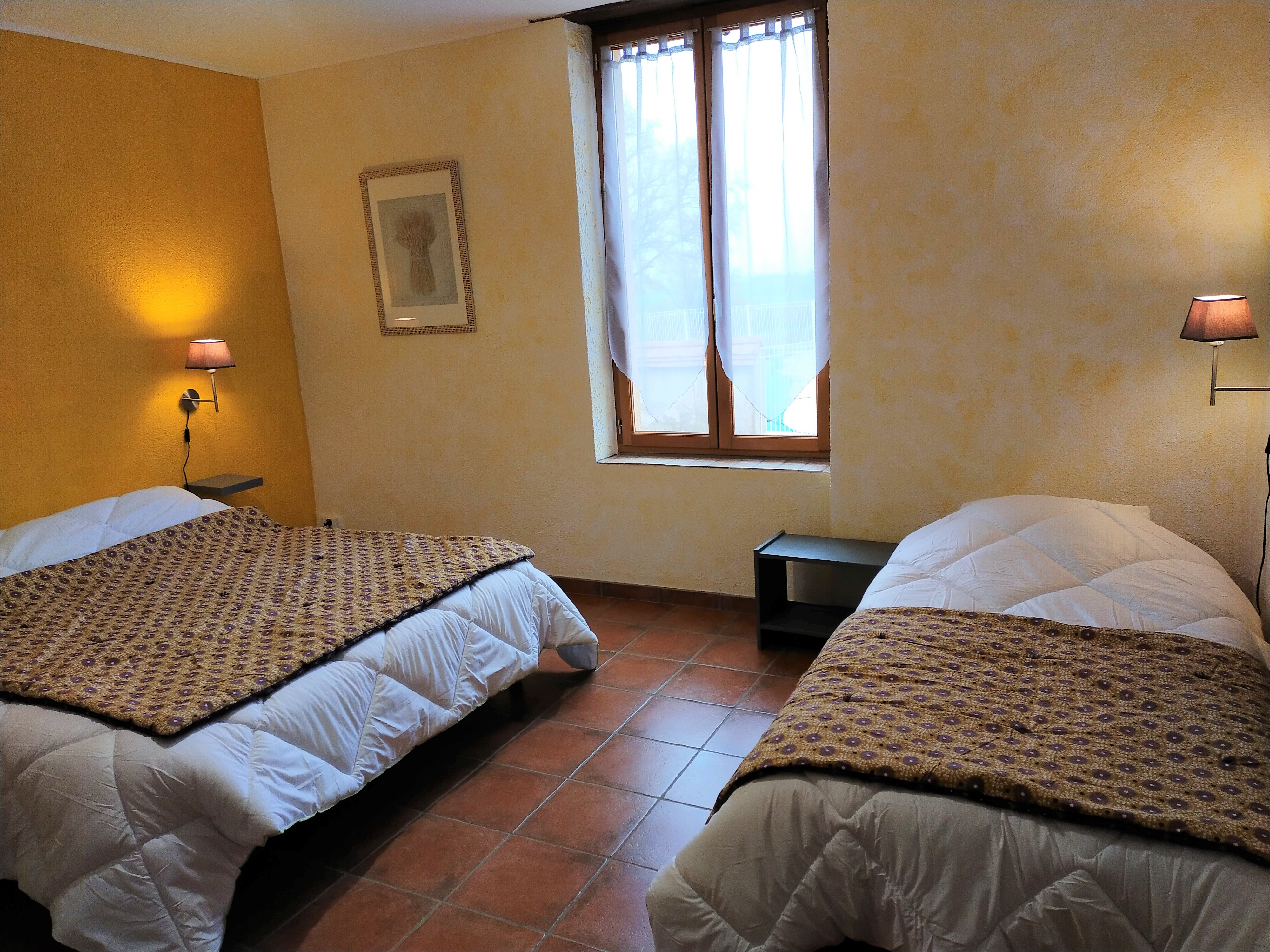 Chambre Blé au RDC, 1 lit double et 1 lit simple